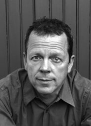 Auteur - Bernard Comment